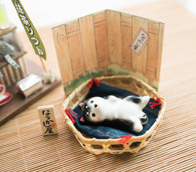 Cute Shiba Dogs Figure
