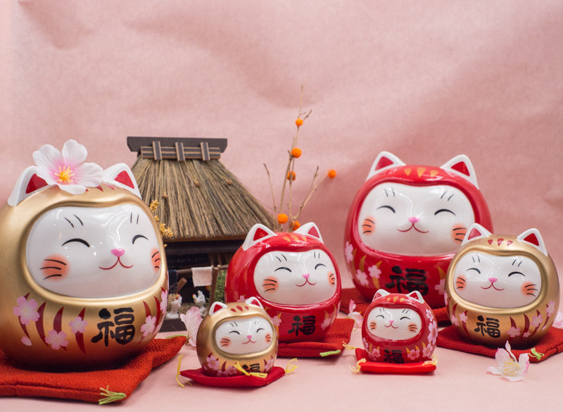 Cute Lucky Cat Figurine & Piggy Bank