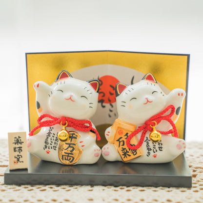 Cute Lucky Cat Figurine