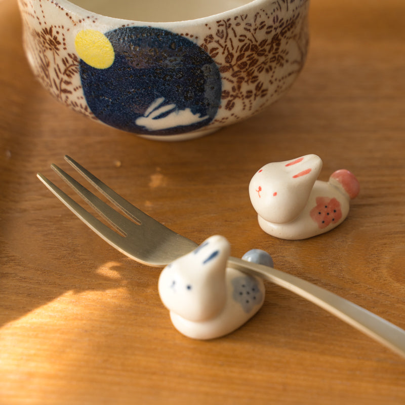 Cute Rabbite Chopsticks Rest