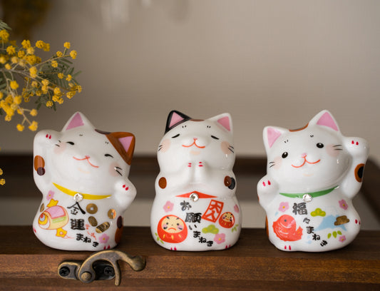 Cute Lucky Kitten Figurines