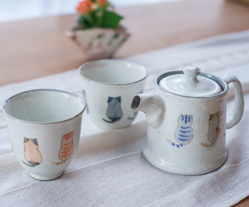 Japanese Cute Ceramic Hand-Painted Cat Tea Pot, Mug, Cup, Bowl And Vase