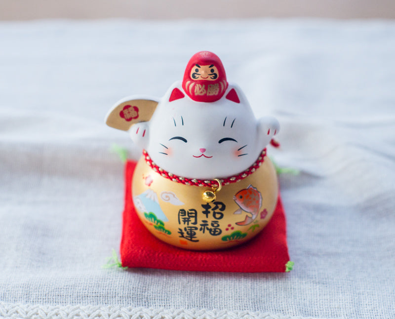 Japanese Cute Lucky Kitten Figurine