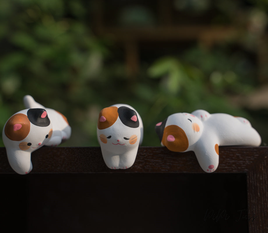 Japanese Cute Cat, Rabbit And Frog Figurine