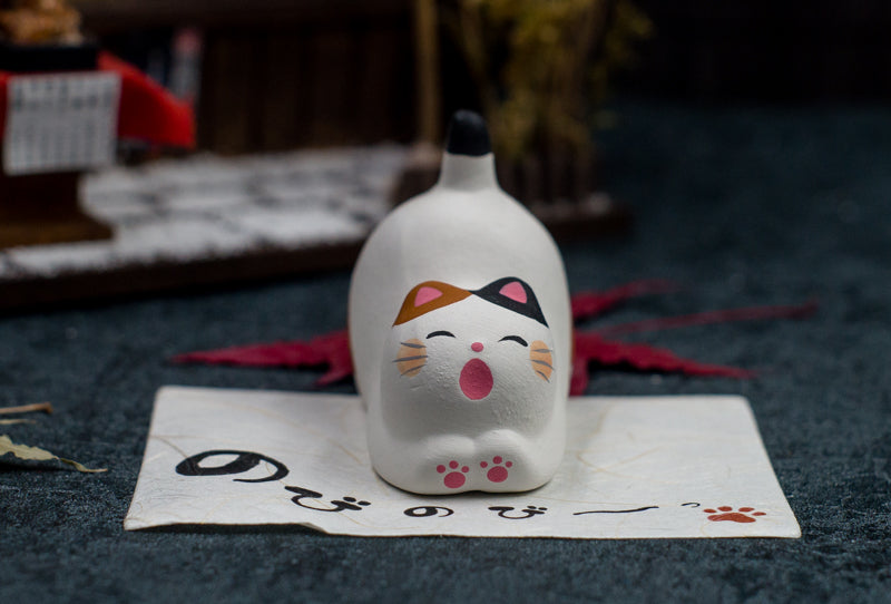 Japanese Cute Kitten Figurine