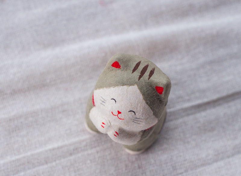 Japanese Handmade Cute Praying Kitten Figurine