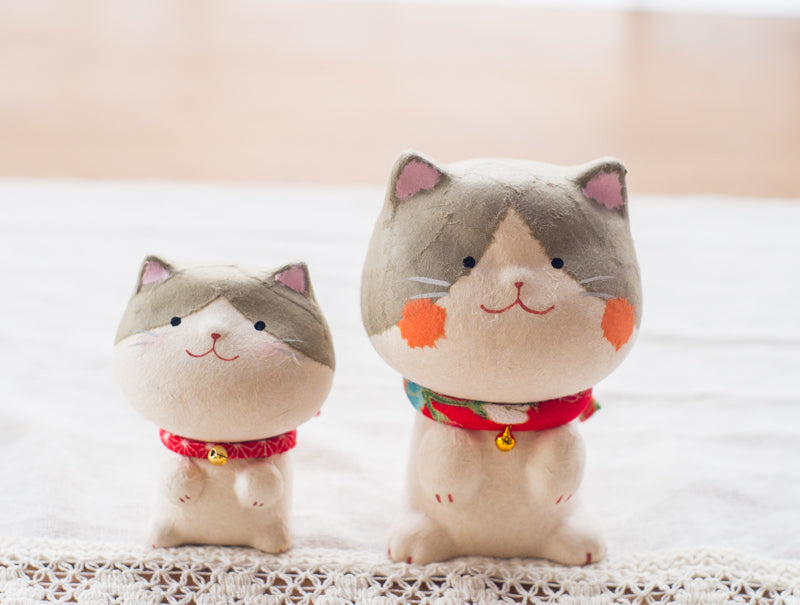 Japanese Adorable Cat And Kitten Figurines