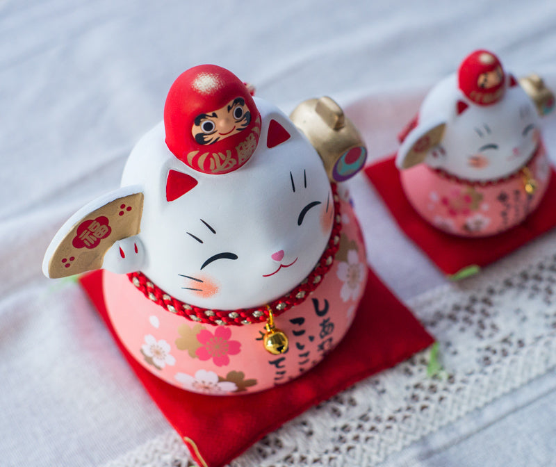 Japanese Cute Lucky Kitten Figurine