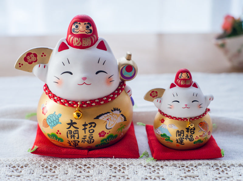 Japanese Cute Lucky Kitten Figurine