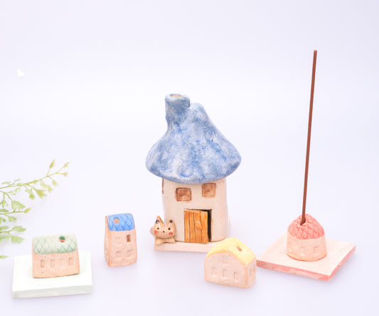 Japanese Cute Small House Stick Incense Holder