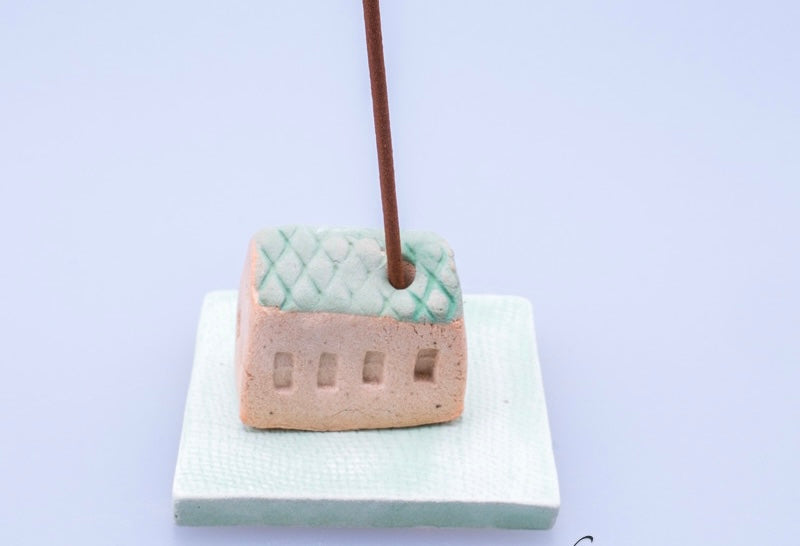 Japanese Cute Small House Stick Incense Holder