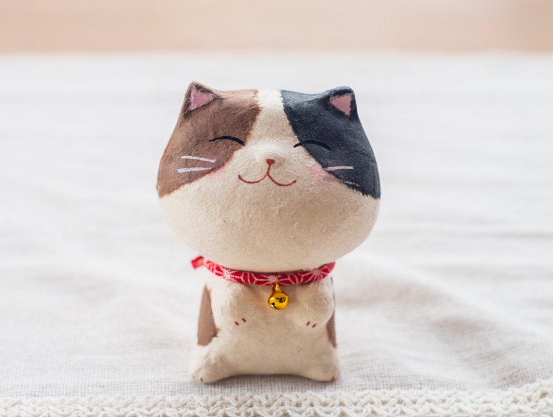 Japanese Adorable Cat And Kitten Figurines