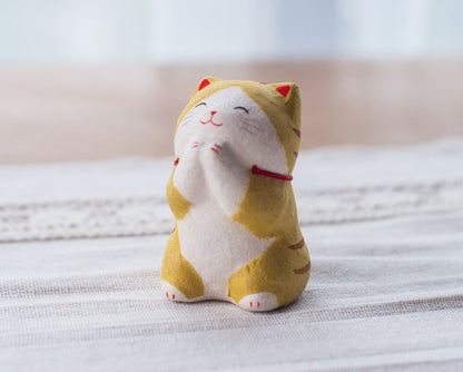 Japanese Handmade Cute Praying Kitten Figurine