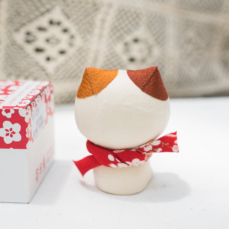 Japanese Cute Lucky Cat Holding Its Face Figurine