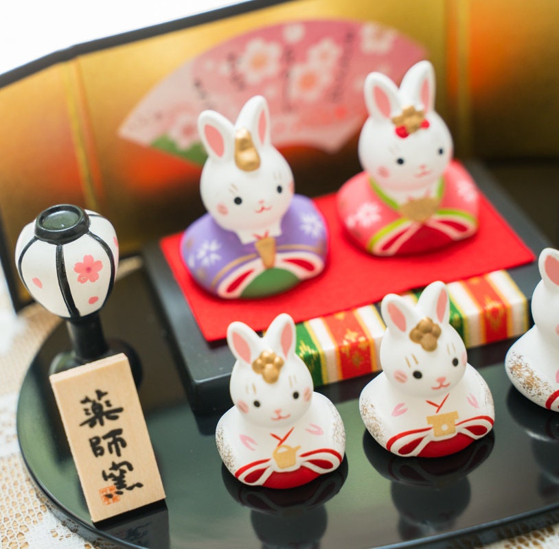 Japanese Cute Rabbit Family Figurine